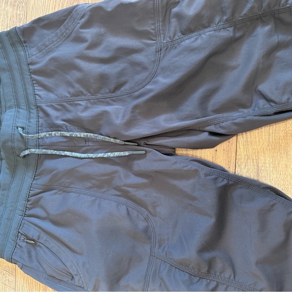 The North Face Women's Black Cropped Pants - Picture 2 of 5